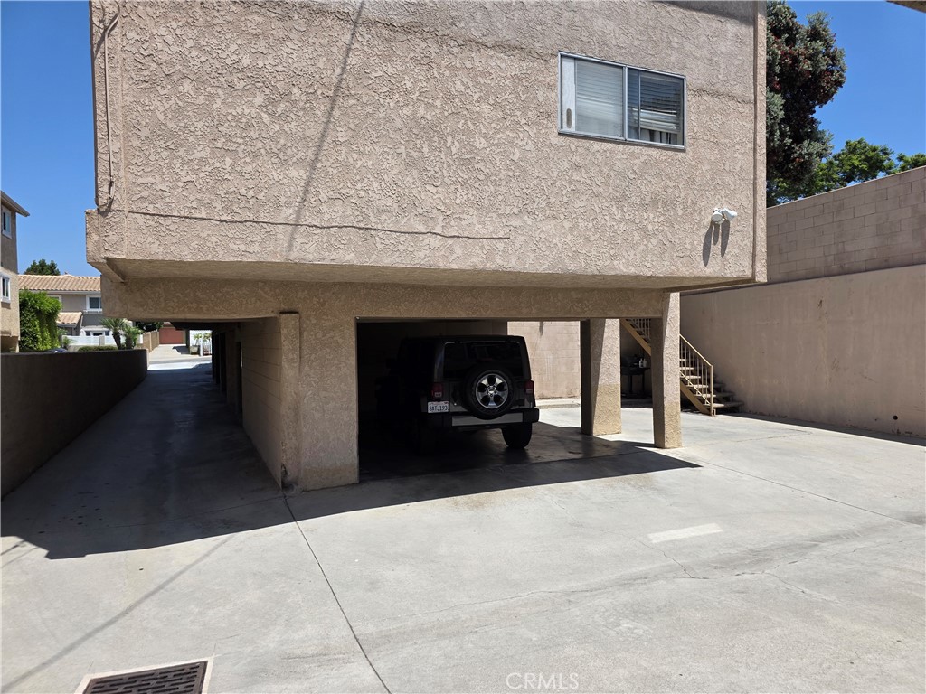 2409 Inglewood Ave. Property Photo 6