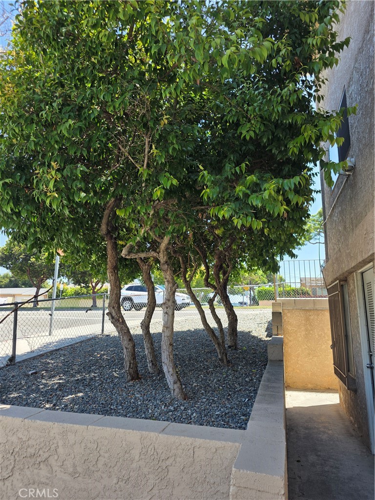 2409 Inglewood Ave. Property Photo 8