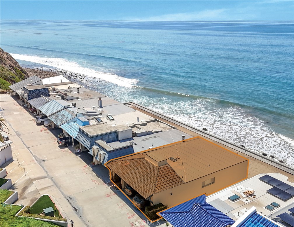 11914 Beach Club Way Property Photo 5