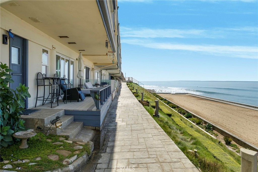 11914 Beach Club Way Property Photo 17