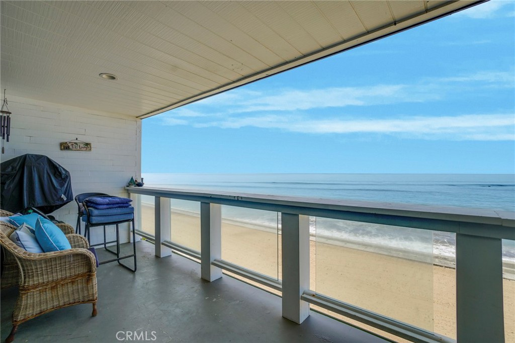 11914 Beach Club Way Property Photo 29