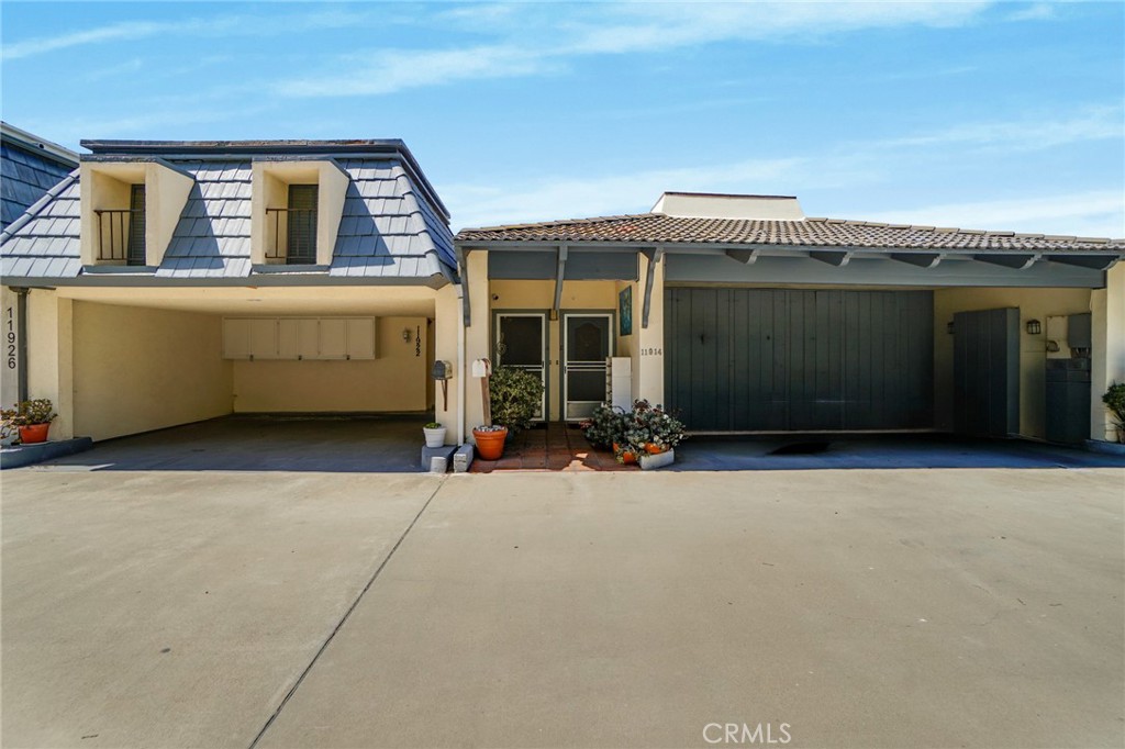 11914 Beach Club Way Property Photo 37