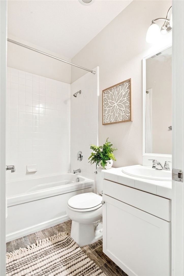 5410 W 149th Place 16 Property Photo 16