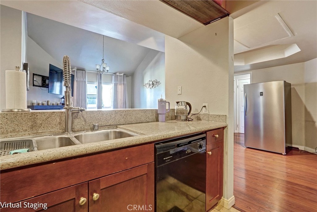 20253 Keswick 322 Property Photo 4