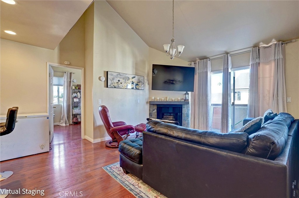 20253 Keswick 322 Property Photo 5