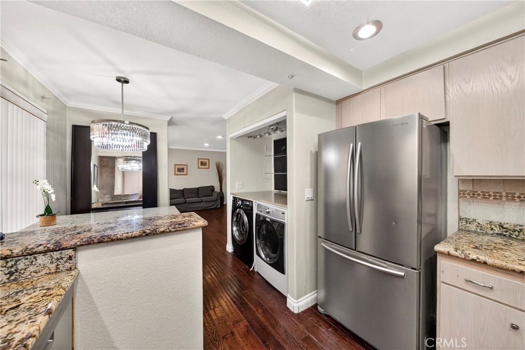321 W. Queen St. Unit 8 Property Photo 16