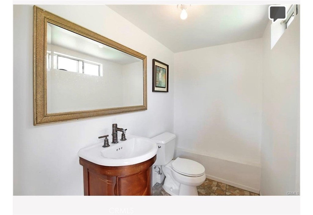 321 W. Queen St. Unit 8 Property Photo 25