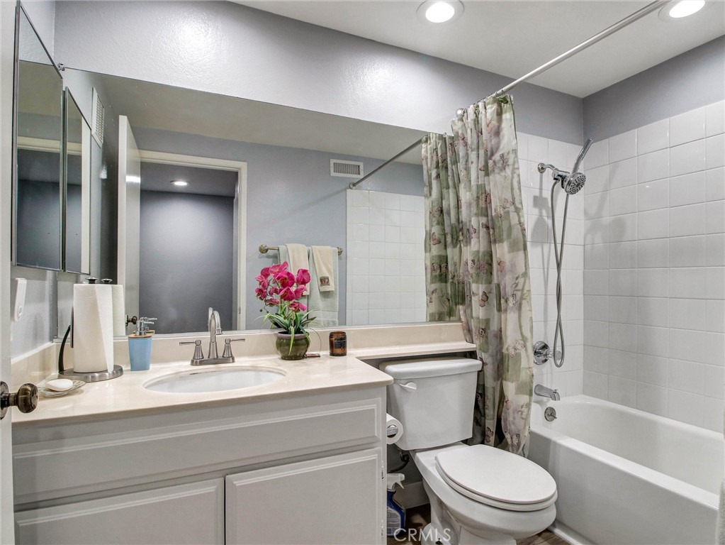 3600 Summerset Property Photo 53