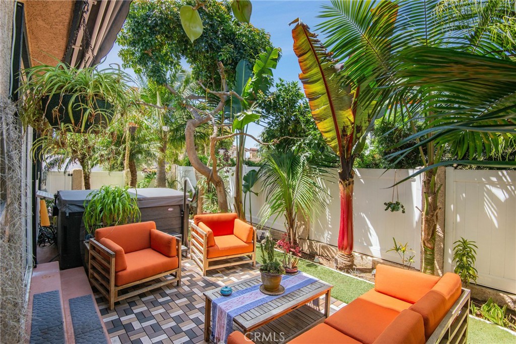 1004 Green Property Photo 1