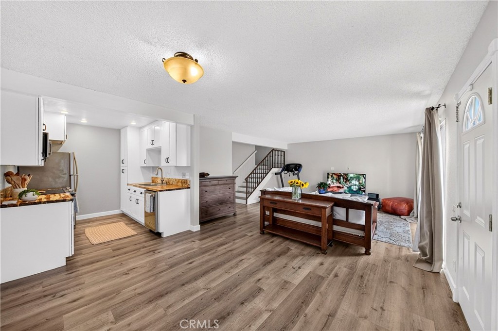 378 S Miraleste Dr Unit 431 Property Photo 6