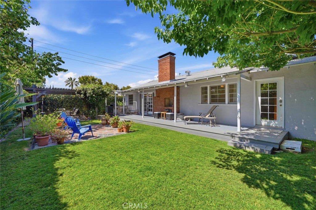 6530 Gaviota Avenue Property Photo 12