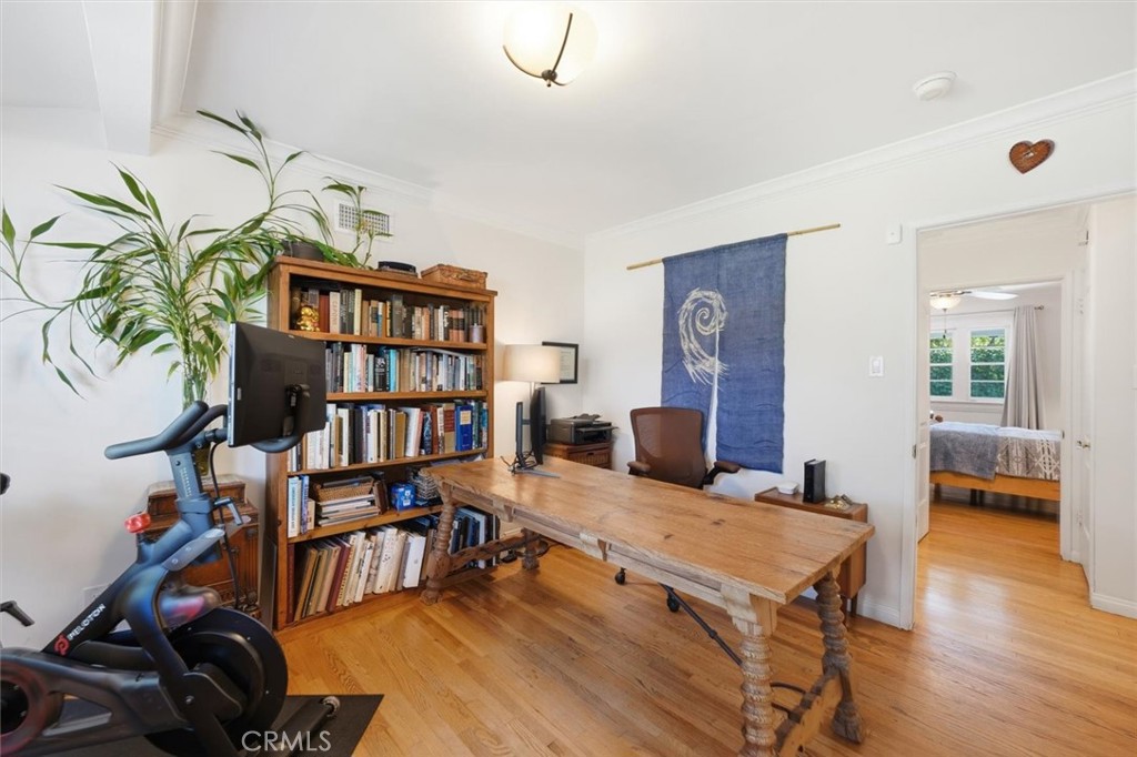 6530 Gaviota Avenue Property Photo 25