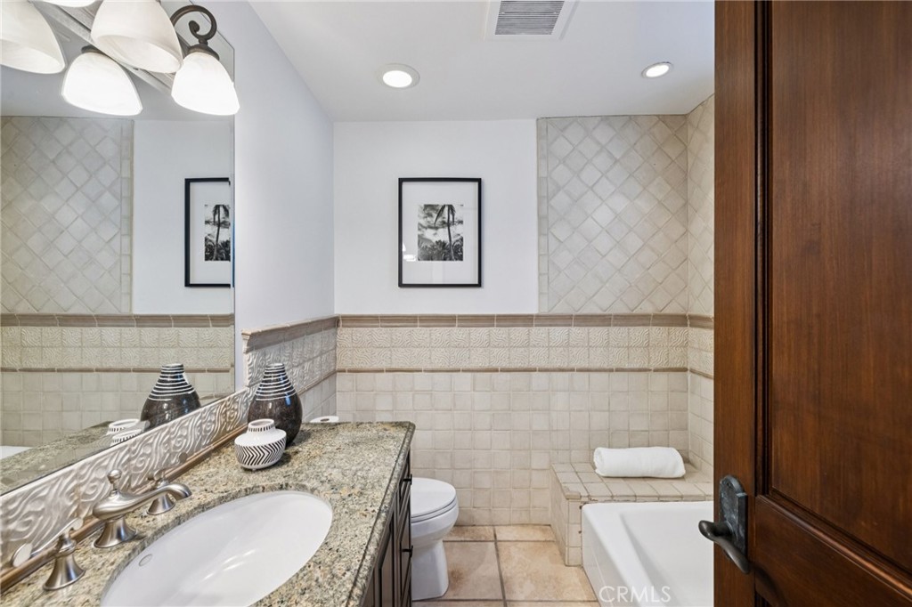 215 S Poinsettia Property Photo 42
