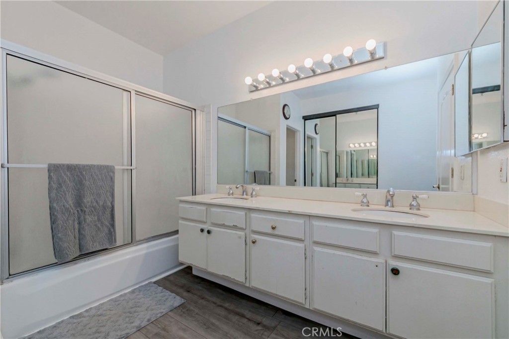 2567 Plaza Del Amo 109 Property Photo 15