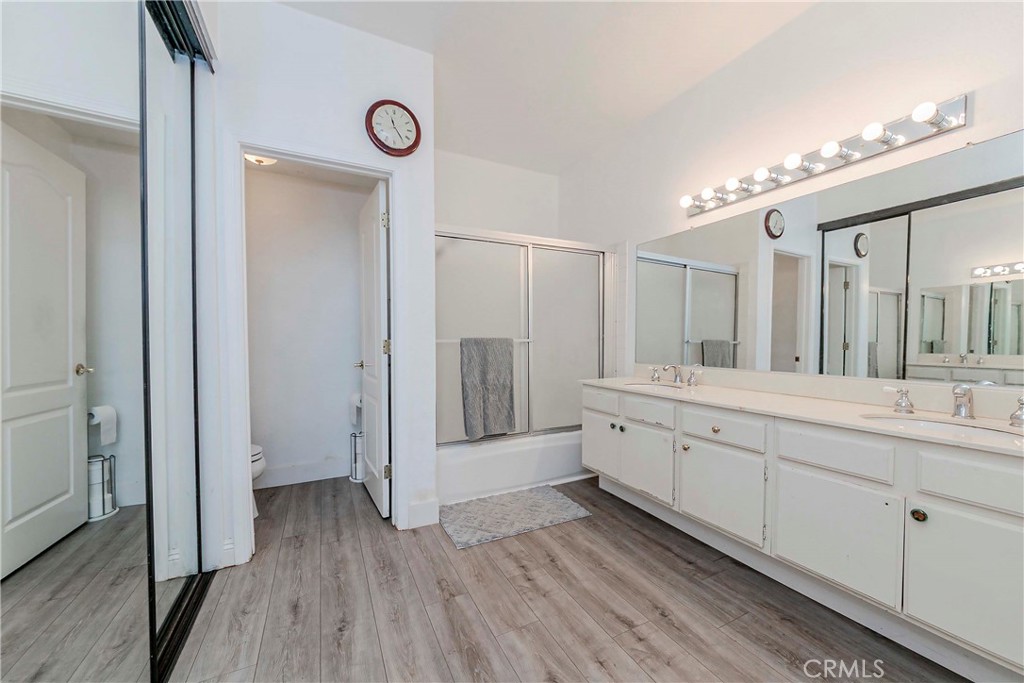 2567 Plaza Del Amo 109 Property Photo 18
