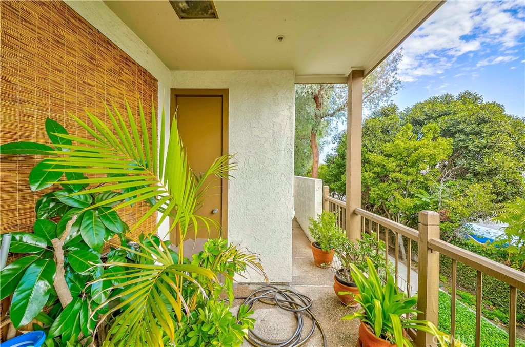 2567 Plaza Del Amo 109 Property Photo 25