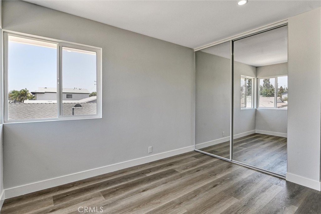 1606 E Fernrock Property Photo 24