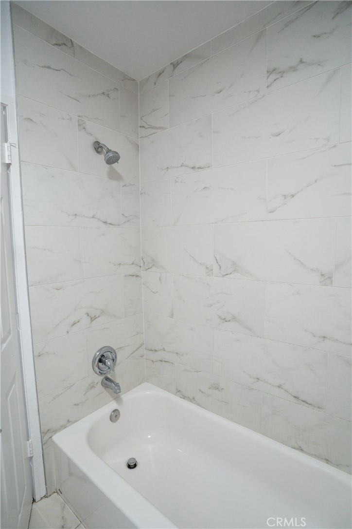 932 Walnut Property Photo 13