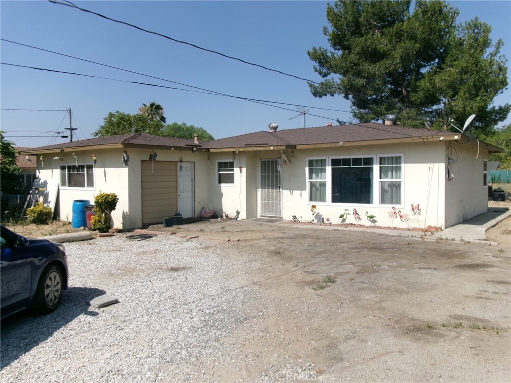 9234 Olive St Property Photo 1