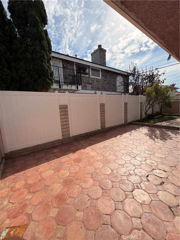 2200 Graham Property Photo 16