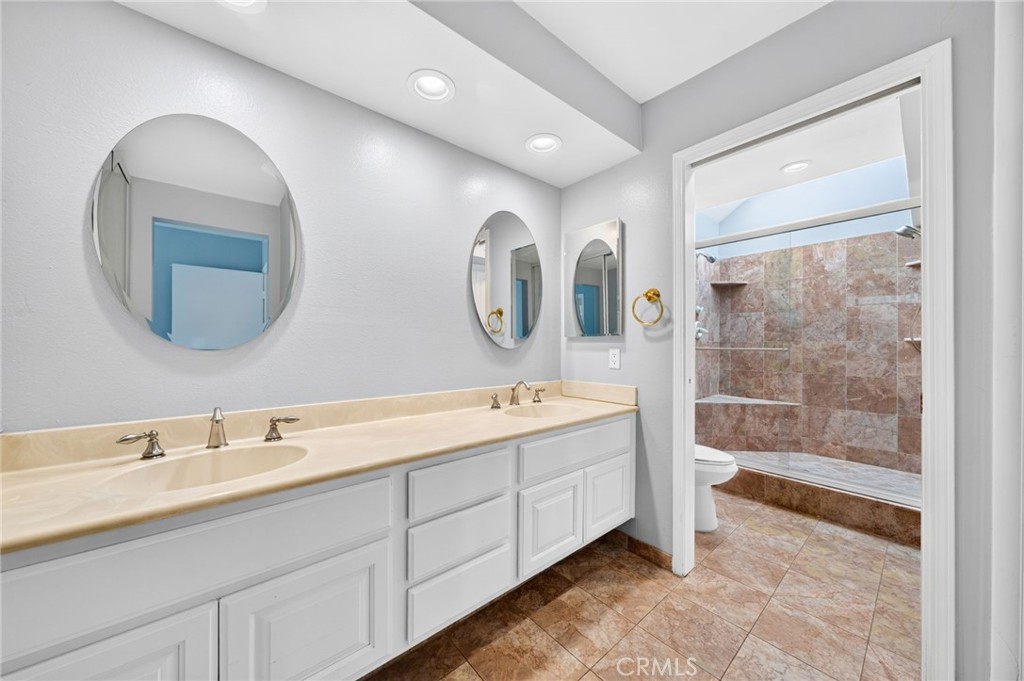 1124 Powell Drive Property Photo 24