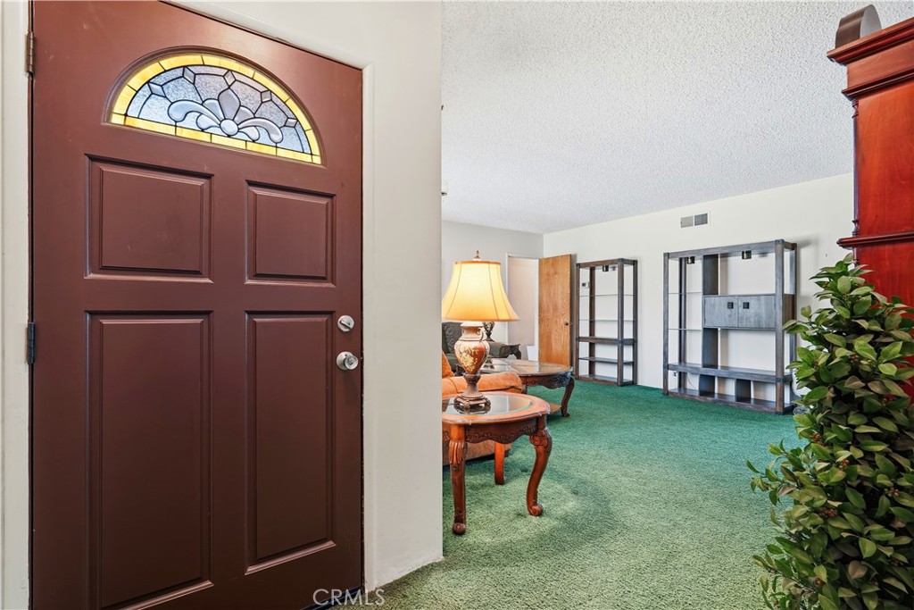2402 Robinson Property Photo 6