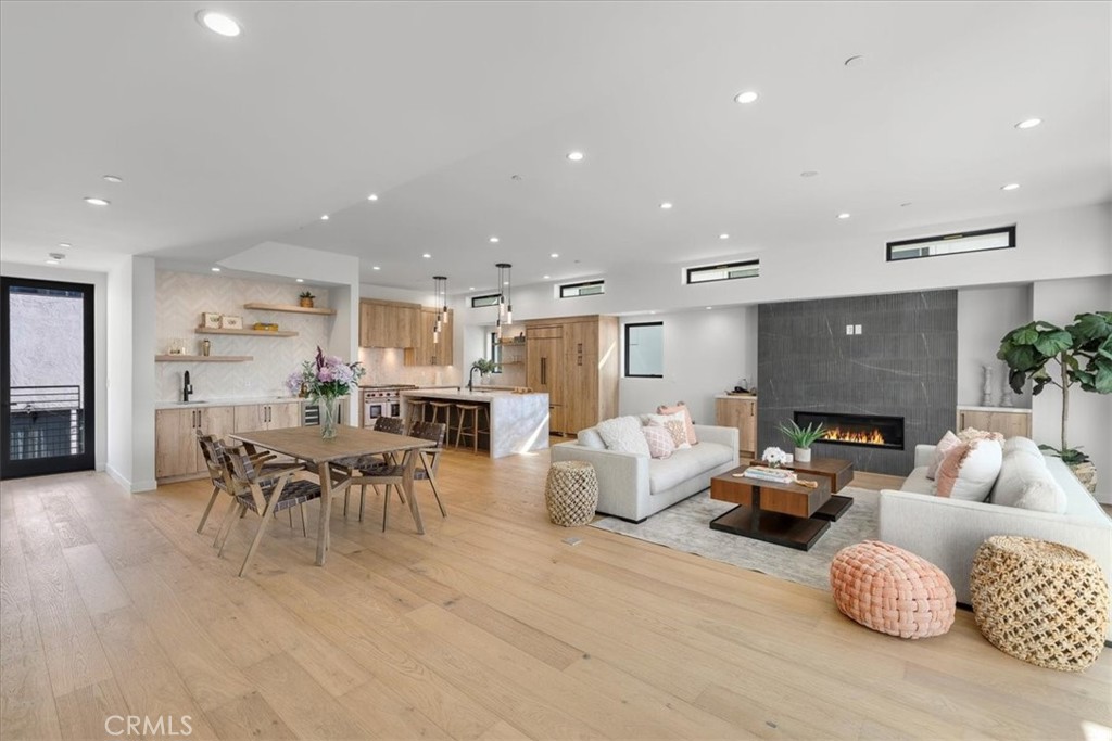 947 7th Street Property Photo 10