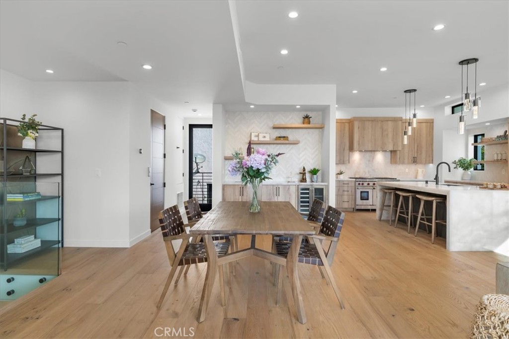 947 7th Street Property Photo 11