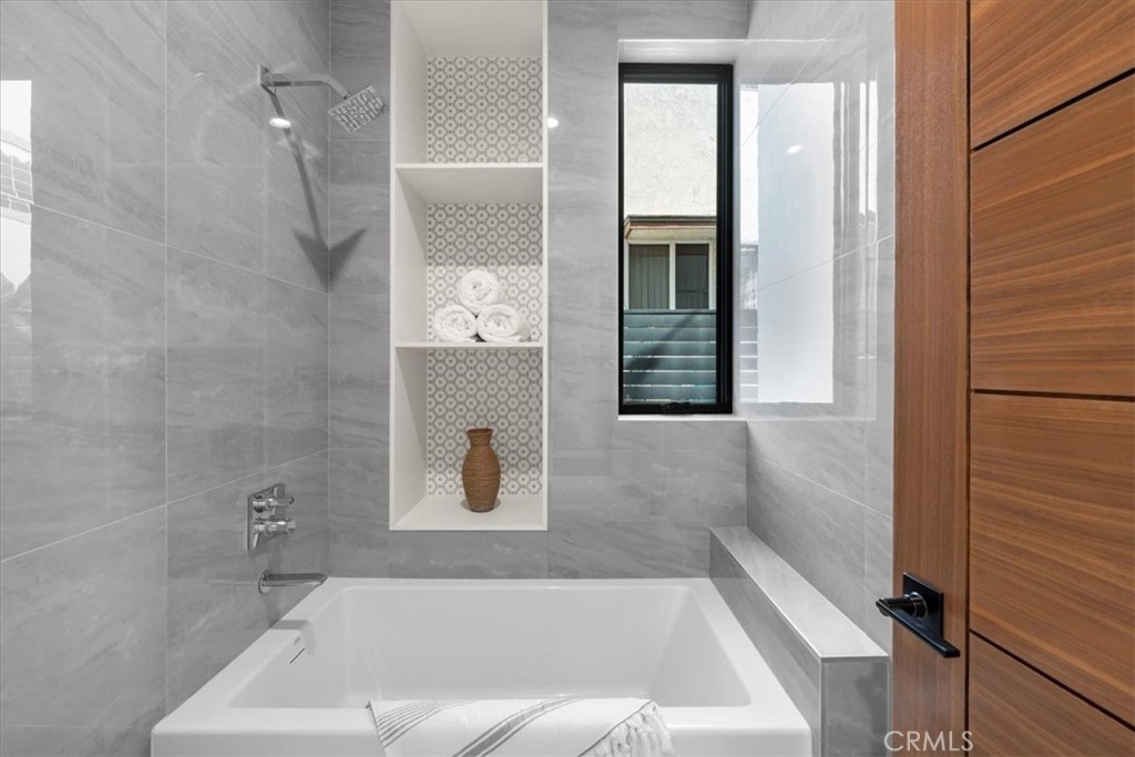 947 7th Street Property Photo 44