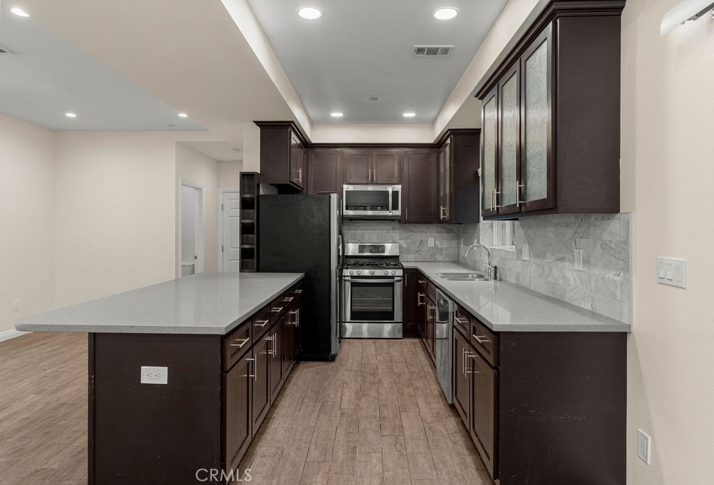 24842 Frampton Avenue Property Photo 5