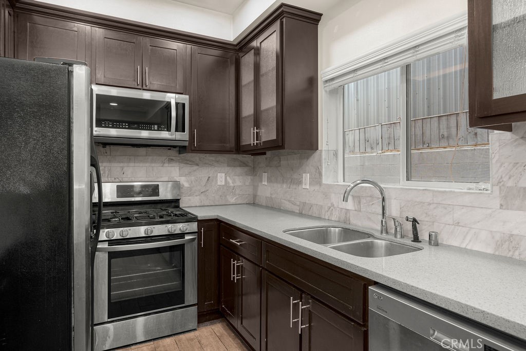 24842 Frampton Avenue Property Photo 6