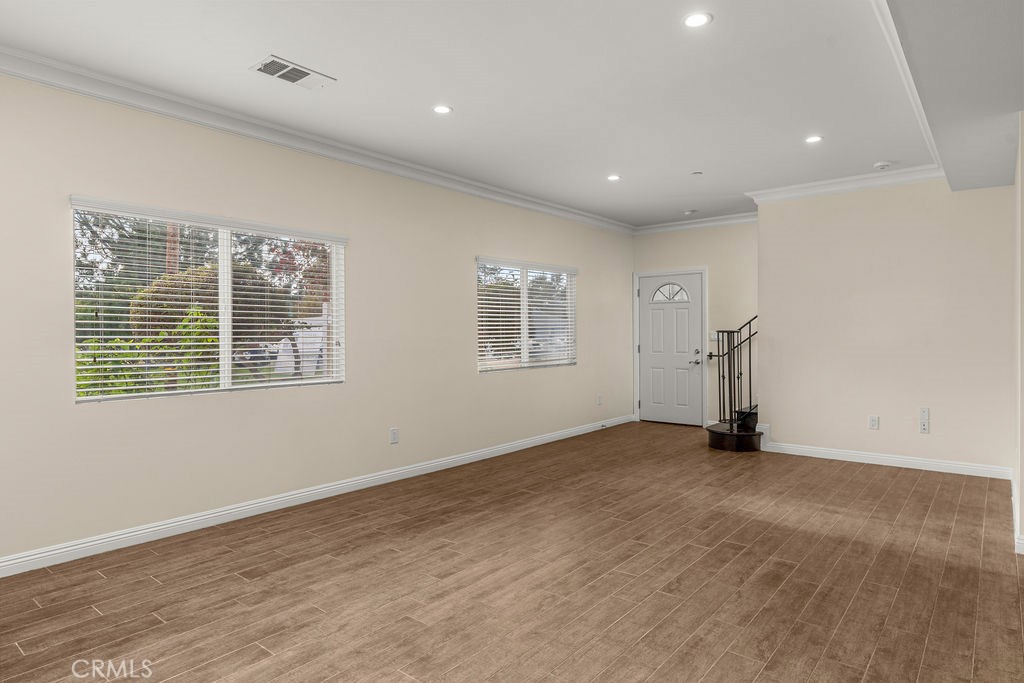 24842 Frampton Avenue Property Photo 8