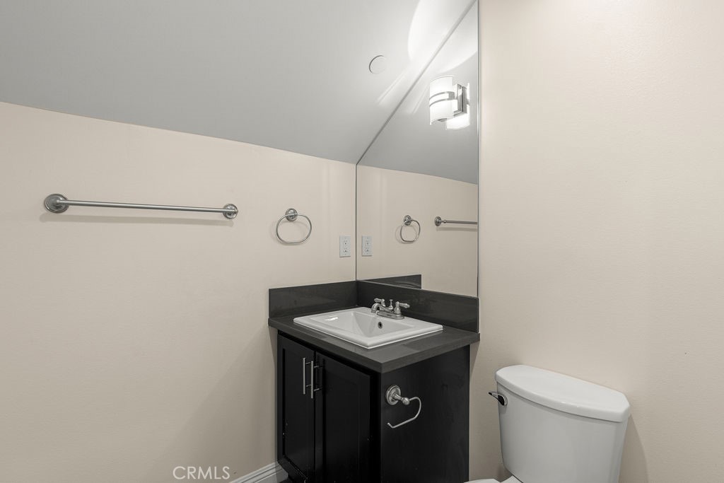 24842 Frampton Avenue Property Photo 9