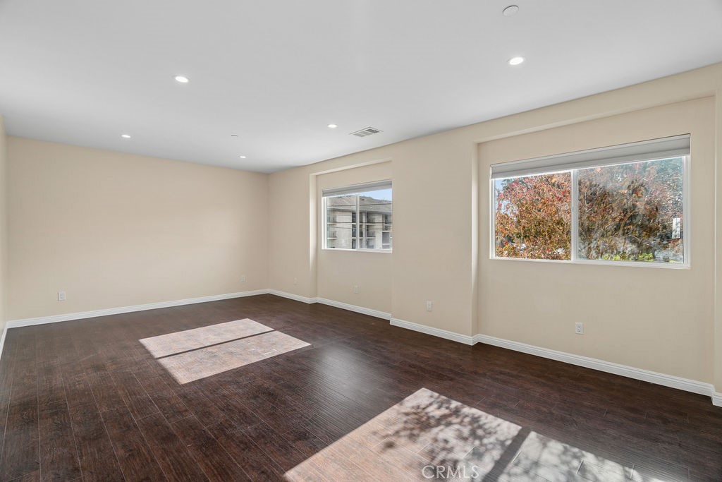 24842 Frampton Avenue Property Photo 12