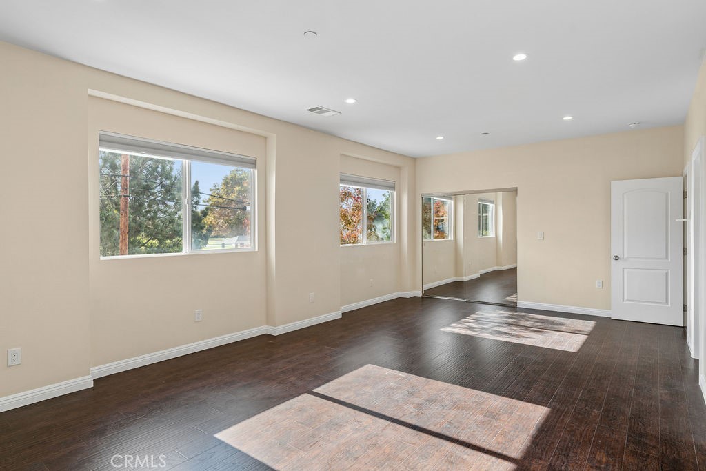 24842 Frampton Avenue Property Photo 15