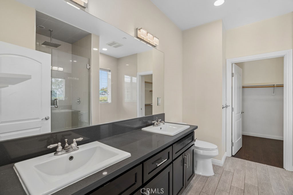 24842 Frampton Avenue Property Photo 17