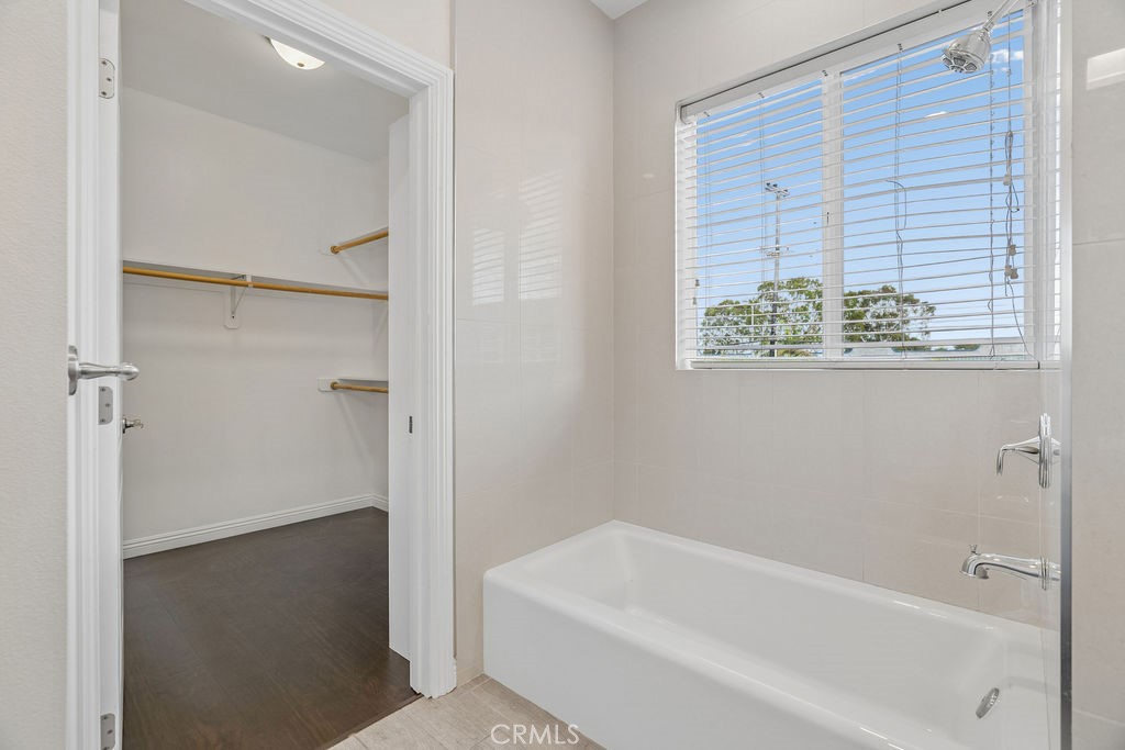 24842 Frampton Avenue Property Photo 19