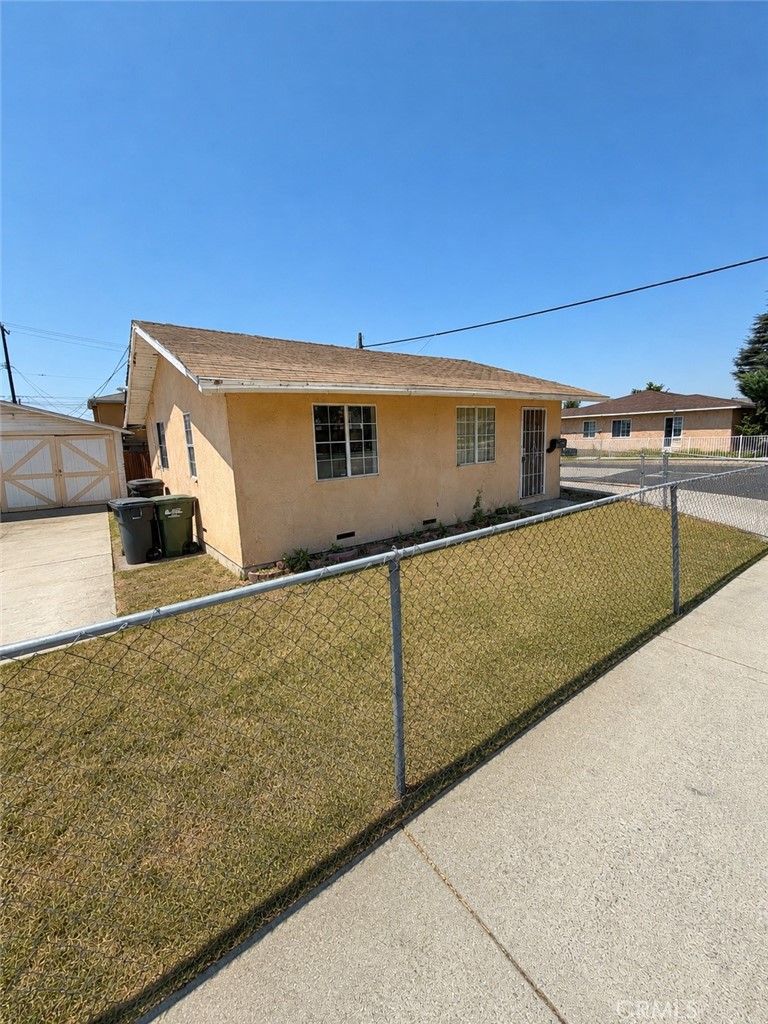 12800 Lambert Rd Property Photo 1