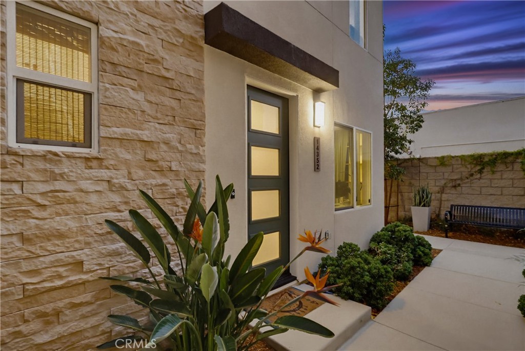 14352 Andean Way Property Photo 1