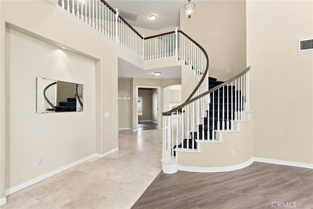 4108 Crestview Drive Property Photo 6