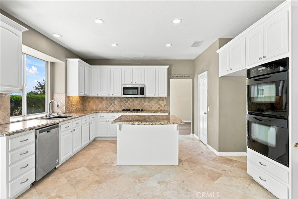 4108 Crestview Drive Property Photo 10