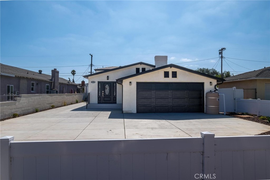 20840 Denker Avenue Property Photo 1