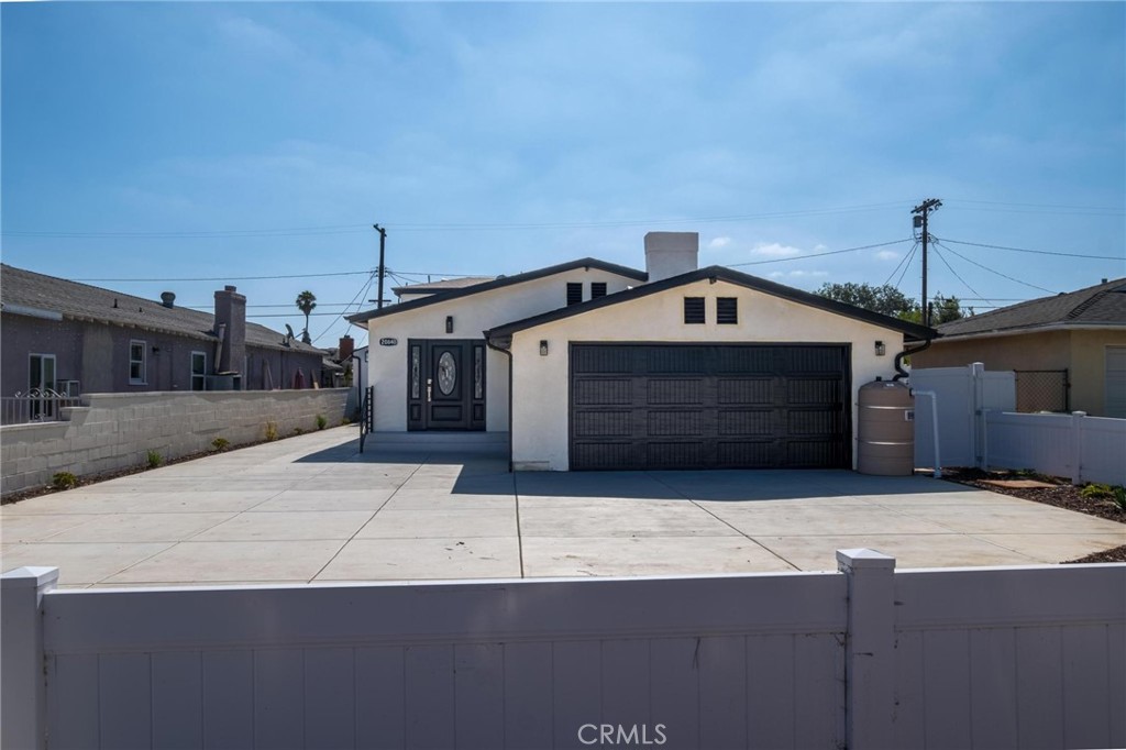 20840 Denker Avenue Property Photo 2
