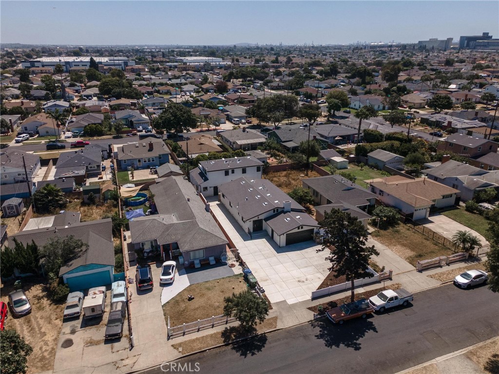 20840 Denker Avenue Property Photo 12