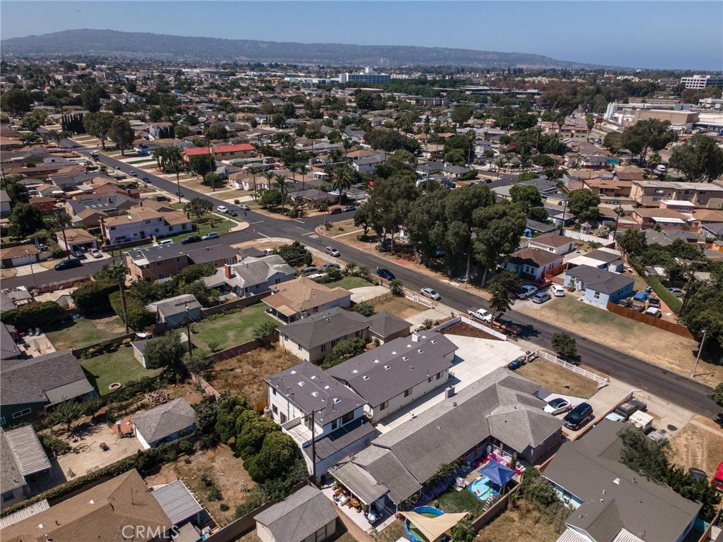 20840 Denker Avenue Property Photo 16