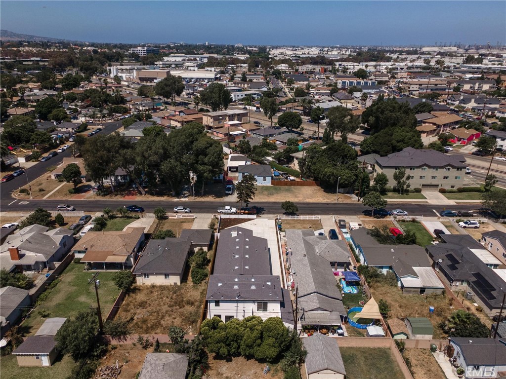 20840 Denker Avenue Property Photo 17