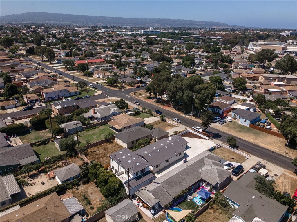 20840 Denker Avenue Property Photo 17