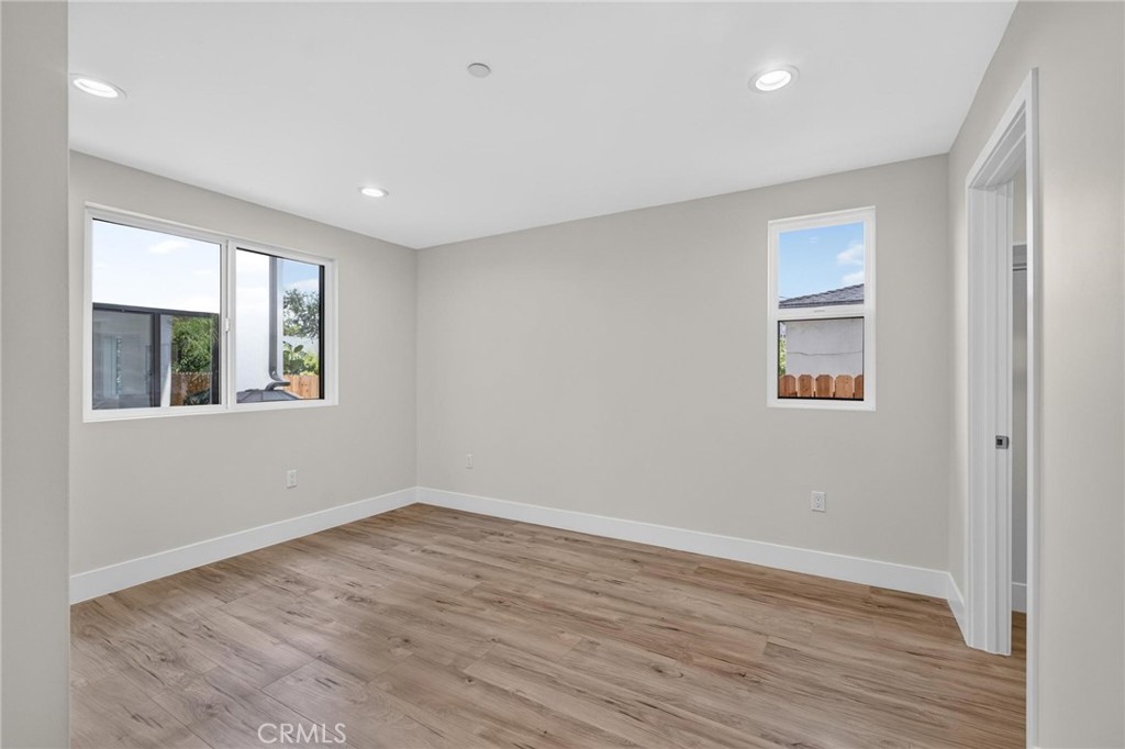 20840 Denker Avenue Property Photo 38