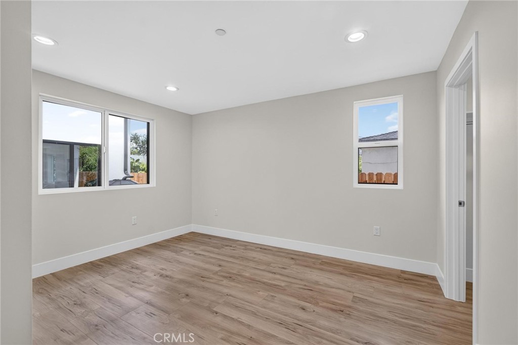 20840 Denker Avenue Property Photo 38