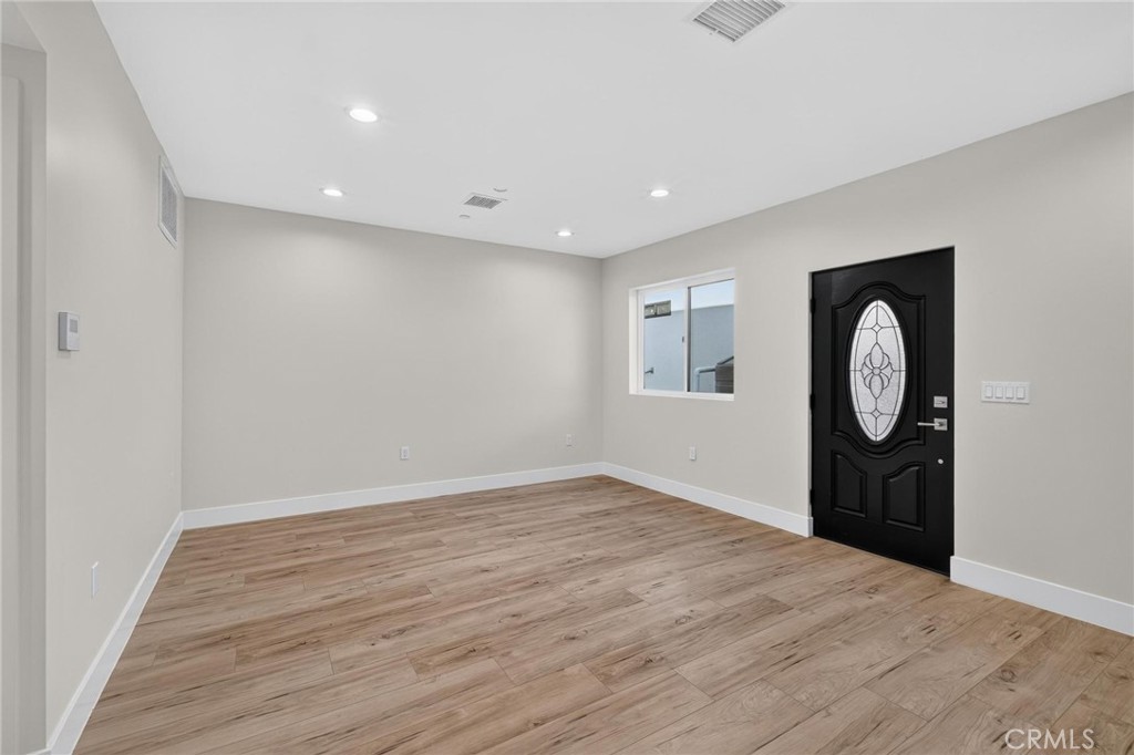 20840 Denker Avenue Property Photo 48